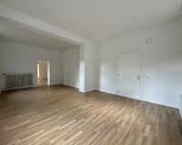 Gewerbe EG links vorne