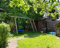 viel Platz für Kinder und Tiere