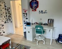 Kind / Arbeitszimmer