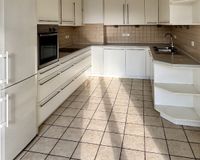 mit angrenzendem Kochbereich