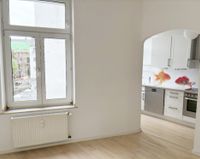 Esszimmer/Küche mit geöffneter Wand