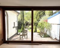 Wohnzimmerblick in den Garten