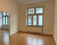 Blick Esszimmer zum Wohnzimmer