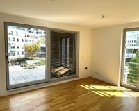 Schlafzimmer mit großer Terrasse