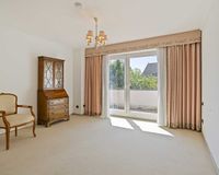 Erstes Schlafzimmer (OG)