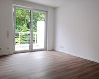Wohnbereich mit Zugang Balkon