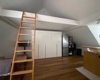 Empore als möglicher Schlafbereich