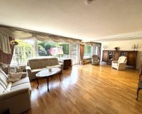 EG-Wohnzimmer mit Terrasse
